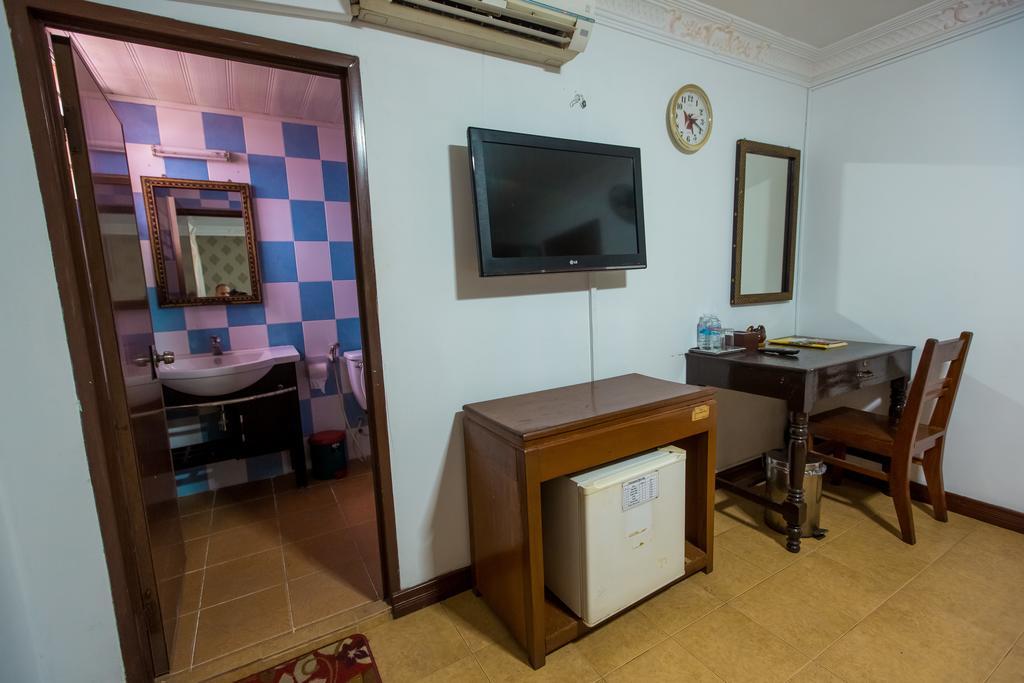 Flamingos Hotel Phnompen Kültér fotó
